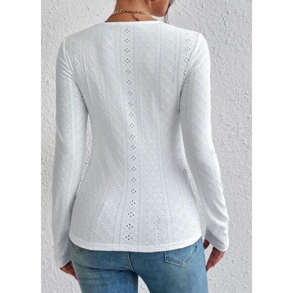 White Lace Trim Eyelet Embroidered Button Detail V-Neck Long Sleeve Top Sz SM - Picture 2 of 5